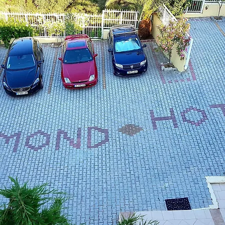 Diamond Хотел