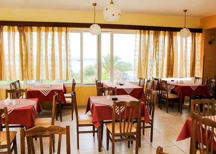 Diamond Ξενοδοχείο 3*